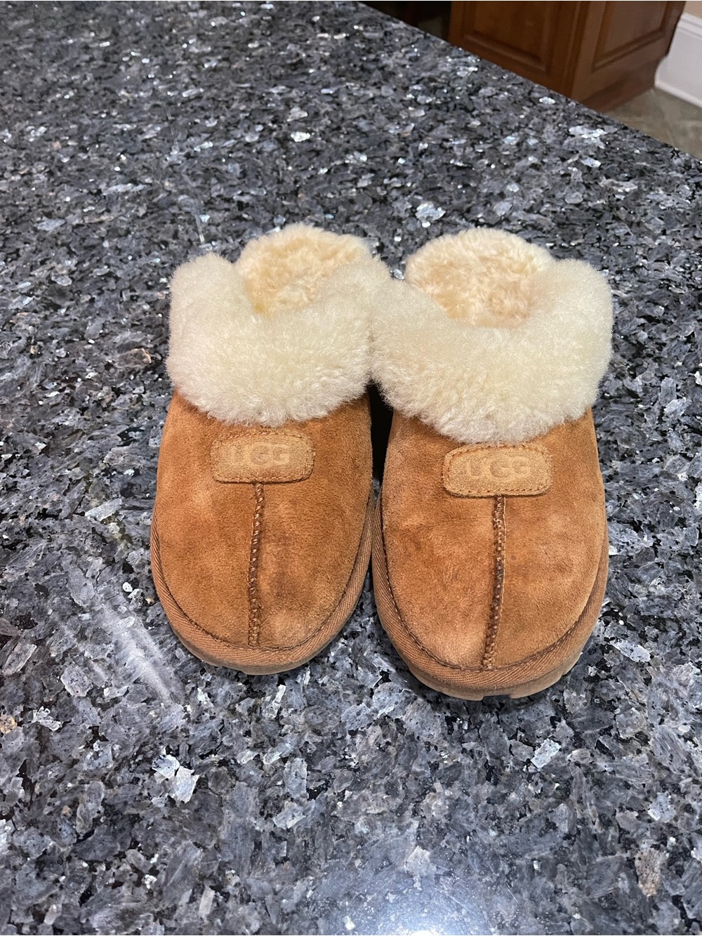 UGG Coquette Chestnut Suede Shearling Cuff Slip-On Slippers 9.5/10